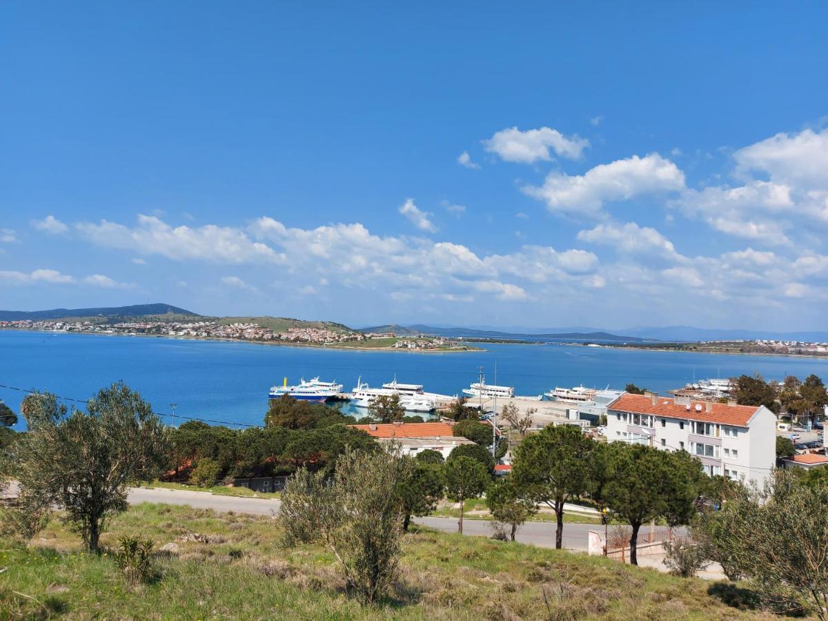 Ayvalı Celil Pansiyon מראה חיצוני תמונה